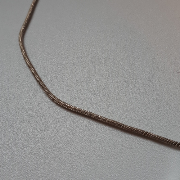 Silver butterfly necklace - Picture 3 of 4